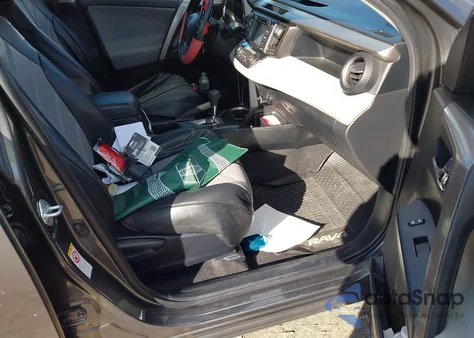 2018 Toyota Rav4 Hybrid Xle z USA, uszkodzony, nr VIN JTMRJREV4JD251868